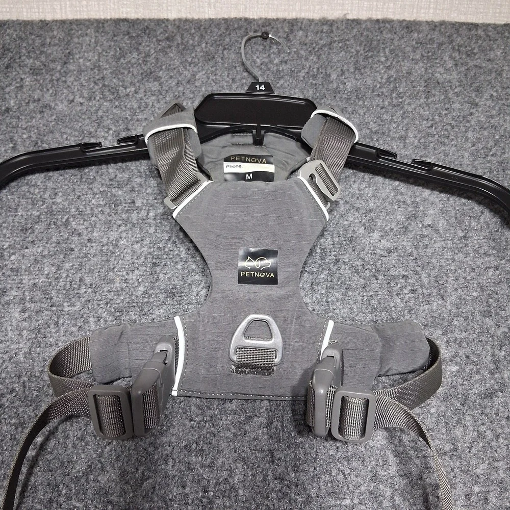 Petnova‎ Dog Harness Medium Color Gray and Silver